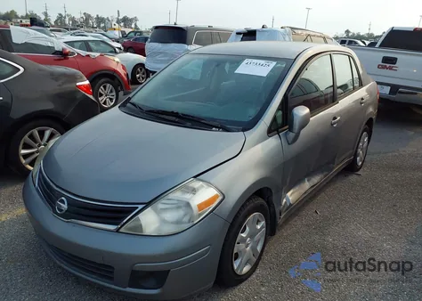 2010 Nissan Versa 1.8S z USA, uszkodzony, nr VIN 3N1BC1AP2AL373503